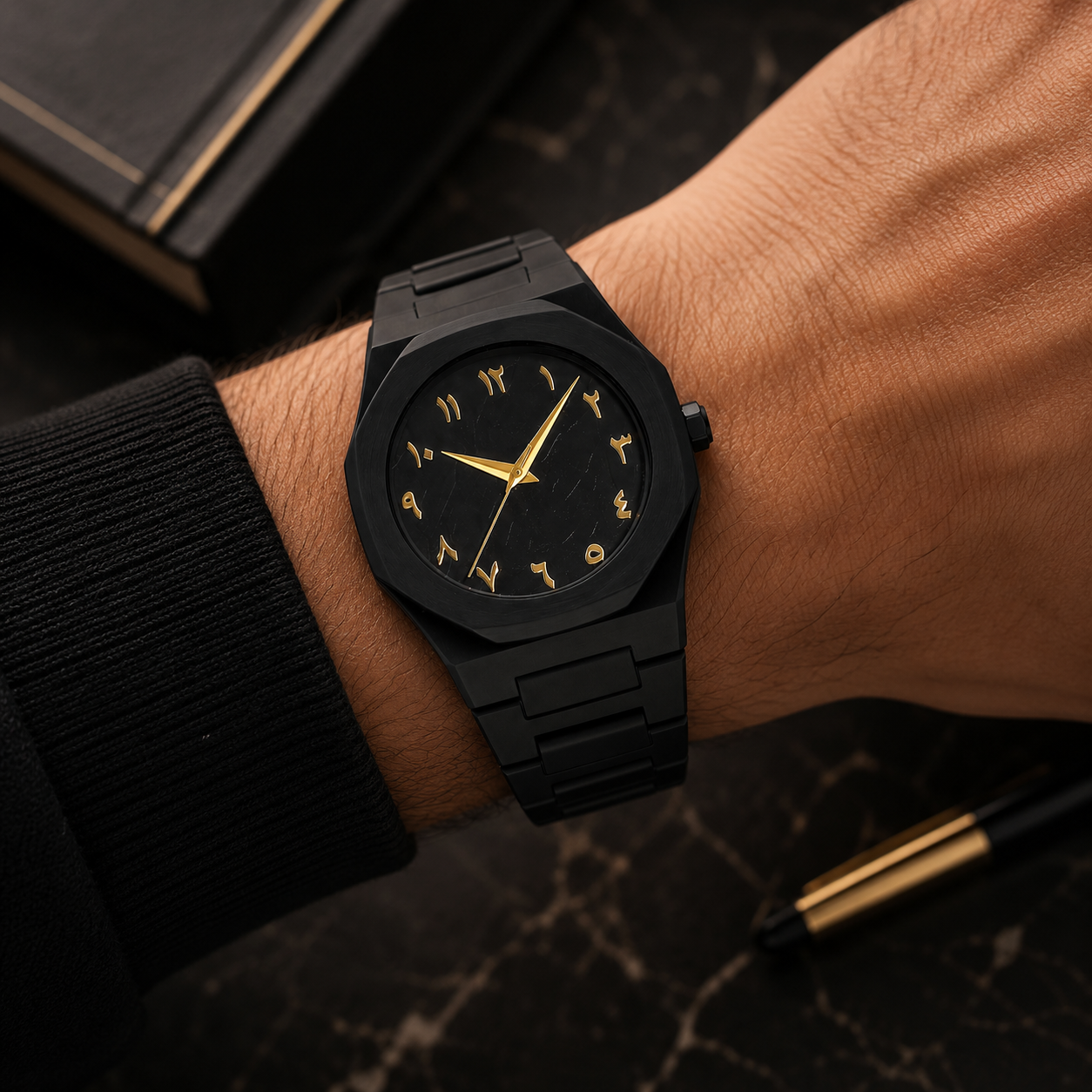 Luxe Horloge - Arabic Dial - Zwart/Goud